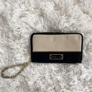 Never Used Olivia and Joy Wristlet